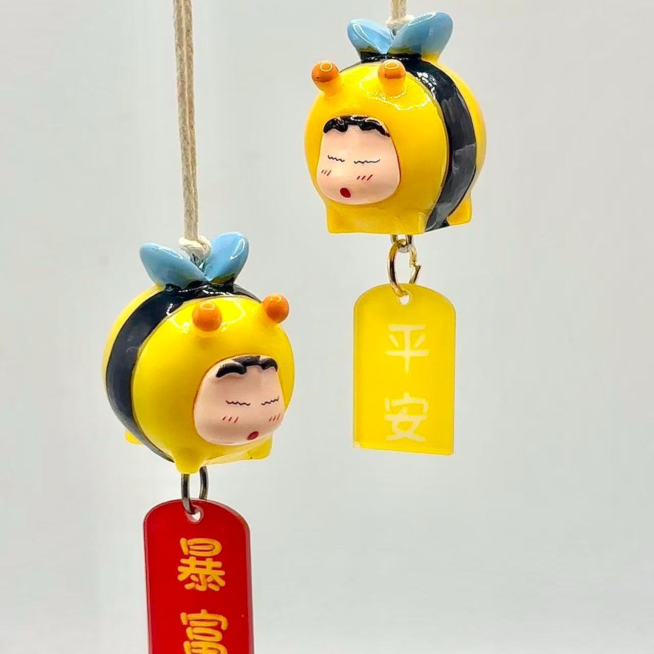 Crayon Shin-chan Bee Cosplay F - Car Accessories Interior 评论和价格
