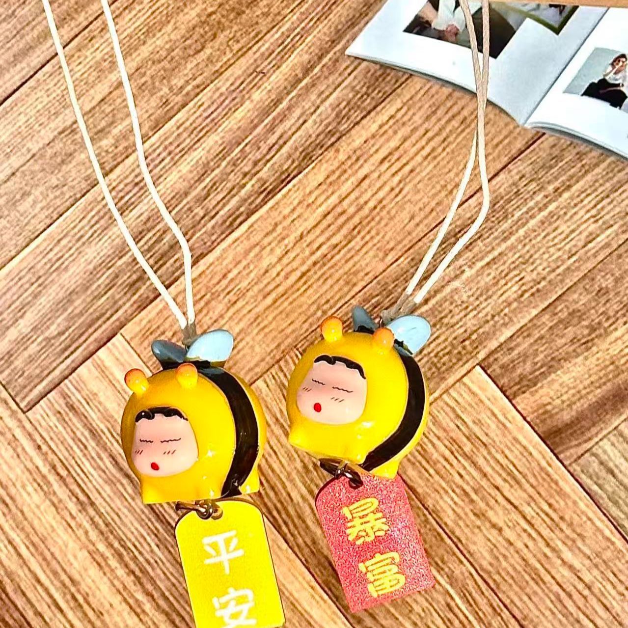 Crayon Shin-chan Bee Cosplay F - Car Accessories Interior 评论和价格