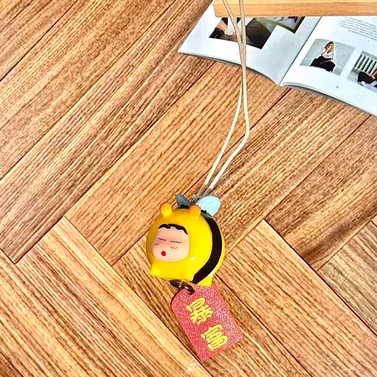 Crayon Shin-chan Bee Cosplay F - Car Accessories Interior 评论和价格
